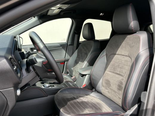 Ford Kuga 2.5 PHEV ST-Line X / Dealer onderhouden / Trekgewicht 1.500 kg / Navigatie / Stuur-, stoel- & ach... ActivLease financial lease
