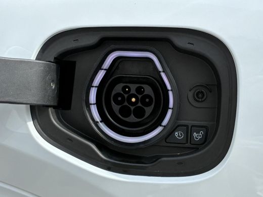 Ford Kuga 2.5 PHEV ST-Line X / Dealer onderhouden / Trekgewicht 1.500 kg / Navigatie / Stuur-, stoel- & ach... ActivLease financial lease