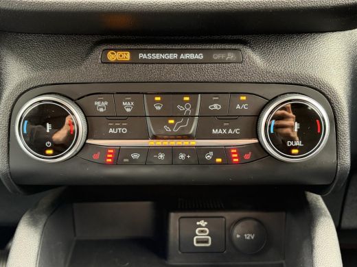 Ford Kuga 2.5 PHEV ST-Line X / Winter-pack / Airco (automatisch) / Navigatiesysteem full map / ActivLease financial lease
