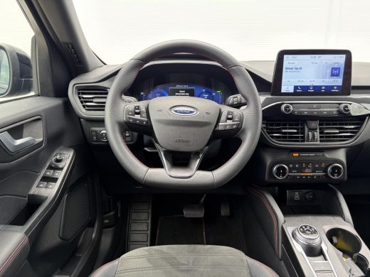 Ford Kuga 2.5 PHEV ST-Line X / Winter-pack / Airco (automatisch) / Navigatiesysteem full map / ActivLease financial lease