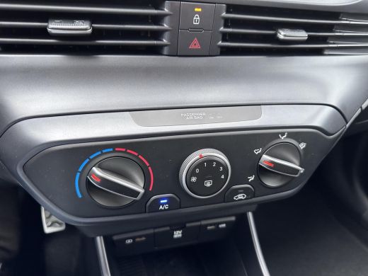 Hyundai Bayon 1.0 T-GDI Comfort / Automaat / Navigatie middels Apple Carplay & Android Auto / Airco / Cruise Co... ActivLease financial lease