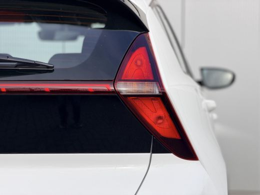 Hyundai Bayon 1.0 T-GDI Comfort / Led koplampen / Navigatie / Cruise Control / Apple Carplay / 16"lm / ActivLease financial lease