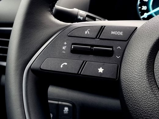 Hyundai Bayon 1.0 T-GDI Comfort / Navigatie / Achteruitrijcamera / Parkeersensoren Achter / Airco / Cruise Cont... ActivLease financial lease