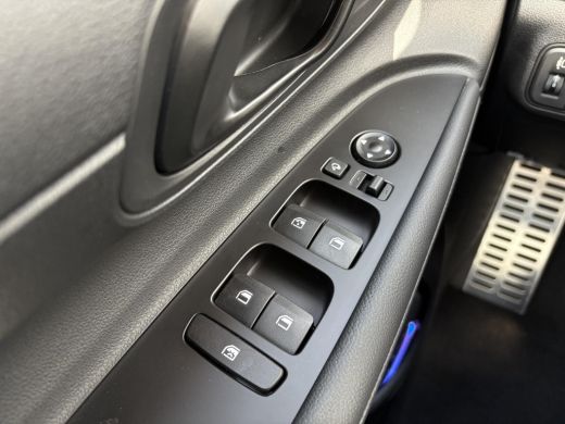 Hyundai Bayon 1.0 T-GDI Comfort / Two-tone / Navigatie / Cruise Control / Airco / Camera / Lane Assist / ActivLease financial lease