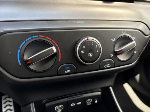 Hyundai Bayon 1.0 T-GDI Comfort / Two-tone / Navigatie / Cruise Control / Airco / Camera / Lane Assist / ActivLease financial lease