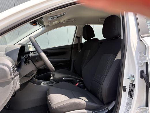 Hyundai Bayon 1.0 T-GDI E-Motion / Uit Voorraad Leverbaar / Snel Rijden / Navigatie / Cruise Control Adaptief /... ActivLease financial lease
