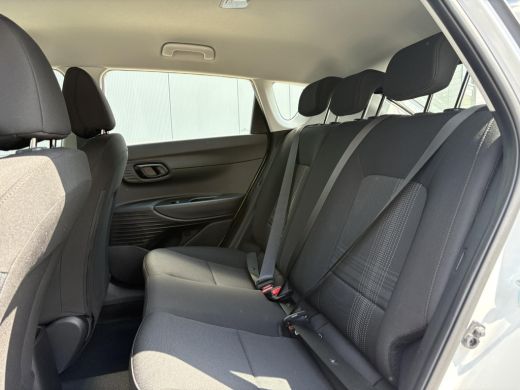 Hyundai Bayon 1.0 T-GDI E-Motion / Uit Voorraad Leverbaar / Snel Rijden / Navigatie / Cruise Control Adaptief /... ActivLease financial lease