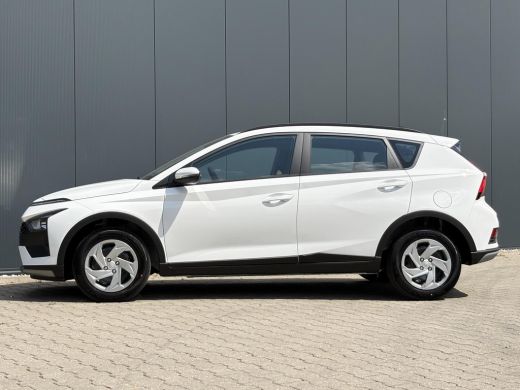 Hyundai Bayon 1.0 T-GDI E-Motion / Uit Voorraad Leverbaar / Snel Rijden / Navigatie / Cruise Control Adaptief /... ActivLease financial lease