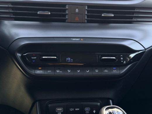 Hyundai Bayon 1.0 T-GDI Premium / Stoel- & Stuurverwarming / Climate Control / Cruise Control / LED Verlichting... ActivLease financial lease