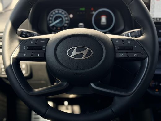 Hyundai Bayon 1.0 T-GDI Premium / Stoel- & Stuurverwarming / Climate Control / Cruise Control / LED Verlichting... ActivLease financial lease