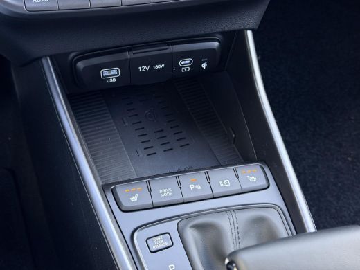 Hyundai Bayon 1.0 T-GDI Premium Automaat / Automaat / LED Verlichting / Stoel- & Stuurverwarming / Keyless / Cl... ActivLease financial lease