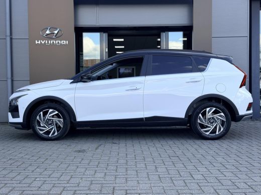 Hyundai Bayon 1.0 T-GDI Premium Automaat / Automaat / LED Verlichting / Stoel- & Stuurverwarming / Keyless / Cl... ActivLease financial lease