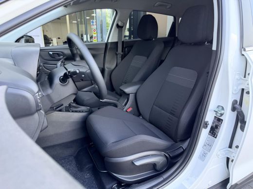 Hyundai Bayon 1.0 T-GDI Premium Automaat / Automaat / LED Verlichting / Stoel- & Stuurverwarming / Keyless / Cl... ActivLease financial lease