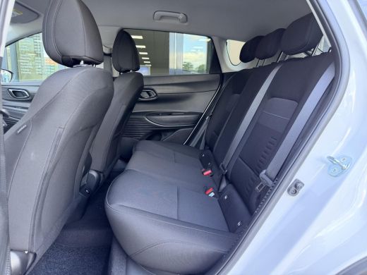 Hyundai Bayon 1.0 T-GDI Premium Automaat / Automaat / LED Verlichting / Stoel- & Stuurverwarming / Keyless / Cl... ActivLease financial lease