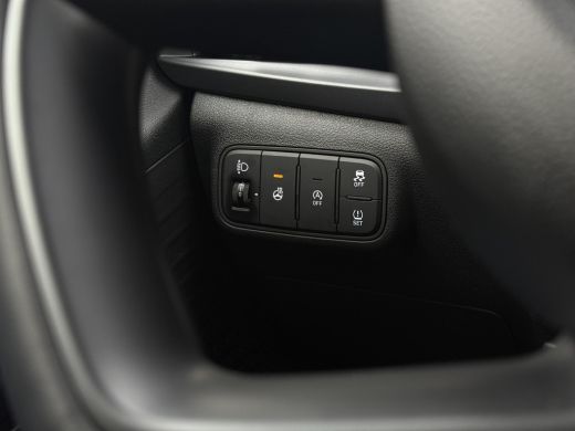 Hyundai Bayon 1.0 T-GDI Premium / Dodehoekdetectie / Stoel- & Stuurverwarming / Achteruitrijcamera / Climate Co... ActivLease financial lease
