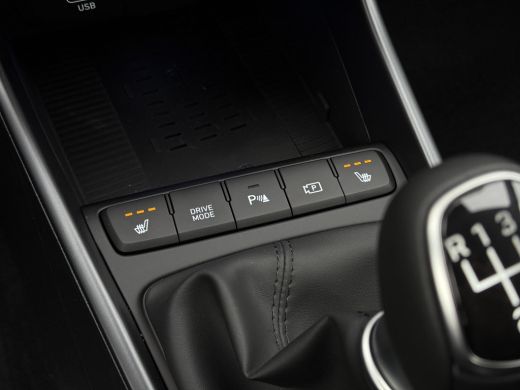 Hyundai Bayon 1.0 T-GDI Premium / Dodehoekdetectie / Stoel- & Stuurverwarming / Achteruitrijcamera / Climate Co... ActivLease financial lease