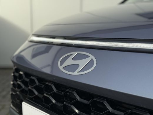 Hyundai Bayon 1.0 T-GDI Premium / Dodehoekdetectie / Stoel- & Stuurverwarming / Achteruitrijcamera / Climate Co... ActivLease financial lease
