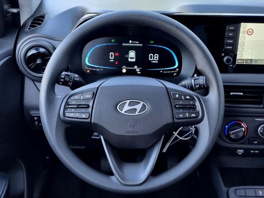 Hyundai i10 1.0 Comfort / Navigatie / Achteruitrijcamera / Parkeersensoren Achter / Airco / Cruise Control / ... ActivLease financial lease