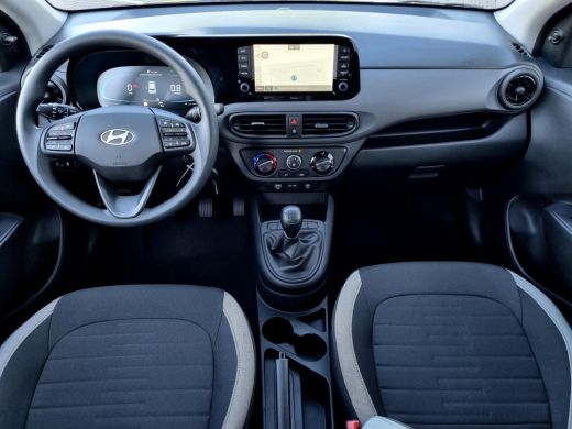 Hyundai i10 1.0 Comfort / Navigatie / Achteruitrijcamera / Parkeersensoren Achter / Airco / Cruise Control / ... ActivLease financial lease