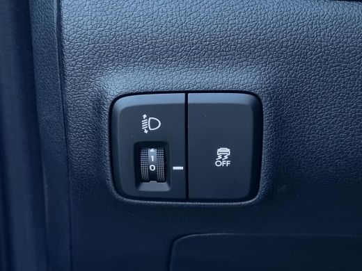 Hyundai i10 1.0 Comfort / Navigatie / Achteruitrijcamera / Parkeersensoren Achter / Airco / Cruise Control / ... ActivLease financial lease