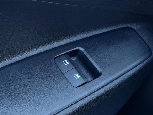 Hyundai i10 1.0 Comfort / Navigatie / Achteruitrijcamera / Parkeersensoren Achter / Airco / Cruise Control / ... ActivLease financial lease