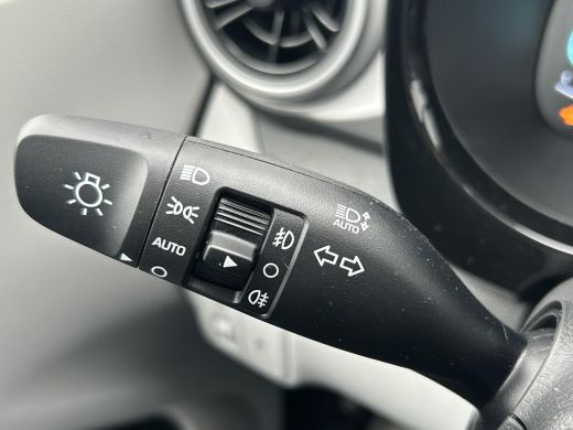 Hyundai i10 1.0 Premium / Navigatie / Cruise Control / ActivLease financial lease
