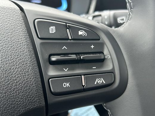 Hyundai i10 1.0 Premium / Navigatie / Cruise Control / ActivLease financial lease