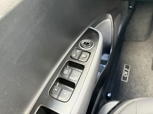 Hyundai i10 1.0i Comfort / Airco / Cruise control / ActivLease financial lease
