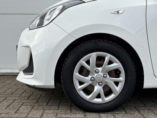 Hyundai i10 1.0i Comfort / Airco / Cruise control / ActivLease financial lease