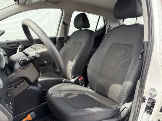 Hyundai i10 1.0i Comfort / Airco / Cruise control / ActivLease financial lease