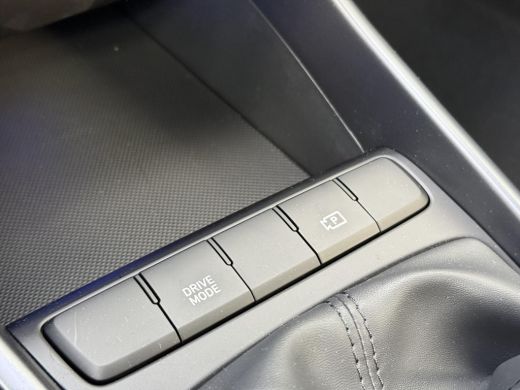Hyundai i20 1.0 T-GDI Comfort / Apple Carplay & Android Auto / Airco / Navigatie / Achteruitrij Camera / Crui... ActivLease financial lease