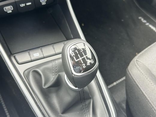 Hyundai i20 1.0 T-GDI Comfort Cruise / Elektrische Ramen V+A / Navigatie via Apple Carplay & Android Auto / 1... ActivLease financial lease