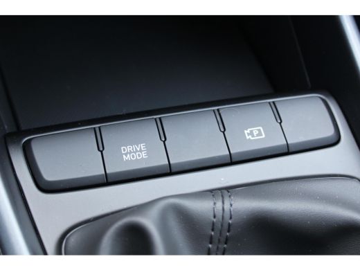 Hyundai i20 1.0 T-GDI Comfort Smart / Navigatie / Dodehoekdetectie / Achteruitrijcamera / Elek. Ramen Voor + ... ActivLease financial lease
