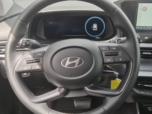Hyundai i20 1.0 T-GDI Premium / Fabrieksgarantie tot 03-2030 / Dealer onderhouden / Stuur- & Stoel verwarming... ActivLease financial lease