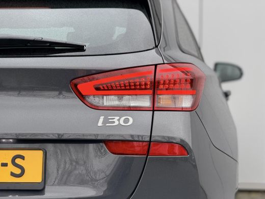 Hyundai i30 1.0 T-GDi Comfort / Navigatie / Climate Control / Cruise Control / Achteruitrijcamera / ActivLease financial lease