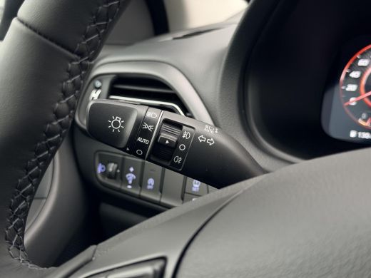 Hyundai i30 1.0 T-GDi Comfort / Navigatie / Climate Control / Cruise Control / Achteruitrijcamera / ActivLease financial lease