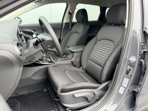 Hyundai i30 1.0 T-GDi Comfort / Navigatie / Climate Control / Cruise Control / Achteruitrijcamera / ActivLease financial lease