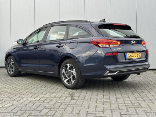 Hyundai i30 1.0 T-GDi MHEV Comfort / Demo Deal / Navigatie / Climate & Cruise Control / 8 Inch Multimediasche... ActivLease financial lease