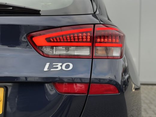Hyundai i30 1.0 T-GDi MHEV Comfort / Demo Deal / Navigatie / Climate & Cruise Control / 8 Inch Multimediasche... ActivLease financial lease