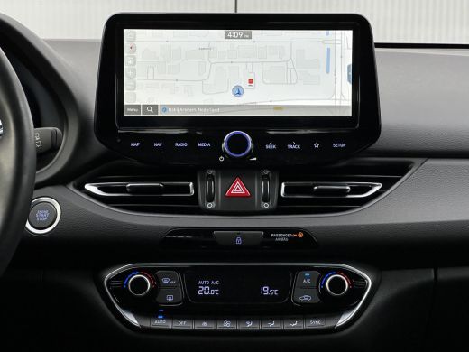 Hyundai i30 1.0 T-GDi MHEV Comfort / Demo Deal / Navigatie / Climate & Cruise Control / 8 Inch Multimediasche... ActivLease financial lease