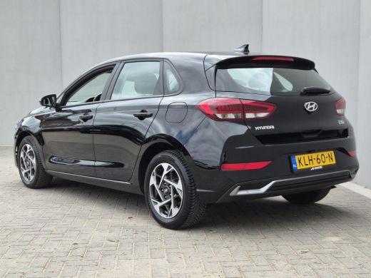 Hyundai i30 1.0 T-GDi MHEV Comfort / Fabrieksgarantie tot 07-2029 / Dealer onderhouden / All season banden / ... ActivLease financial lease