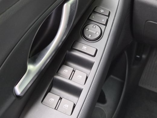 Hyundai i30 1.0 T-GDi MHEV Comfort / Fabrieksgarantie tot 07-2029 / Dealer onderhouden / All season banden / ... ActivLease financial lease