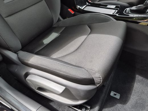 Hyundai i30 1.0 T-GDi MHEV Comfort / Fabrieksgarantie tot 07-2029 / Dealer onderhouden / All season banden / ... ActivLease financial lease