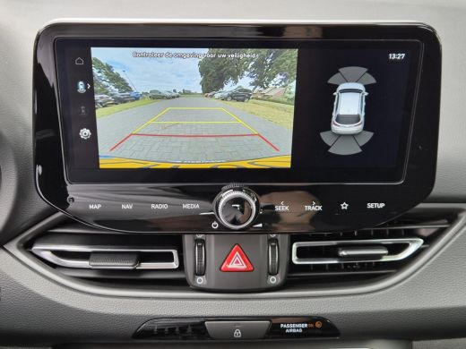 Hyundai i30 1.0 T-GDi MHEV Comfort / Fabrieksgarantie tot 07-2029 / Dealer onderhouden / All season banden / ... ActivLease financial lease