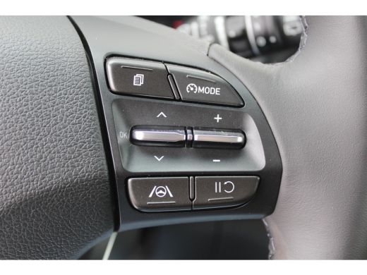 Hyundai i30 1.0 T-GDi MHEV Comfort Smart / Navigatie + Apple Carplay/Android Auto / Climate Control / Achteru... ActivLease financial lease