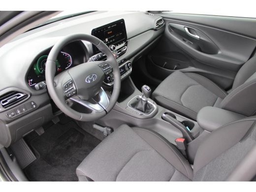 Hyundai i30 1.0 T-GDi MHEV Comfort Smart / Navigatie + Apple Carplay/Android Auto / Climate Control / Achteru... ActivLease financial lease