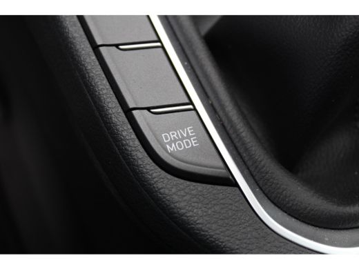 Hyundai i30 1.0 T-GDi MHEV Comfort Smart / Navigatie + Apple Carplay/Android Auto / Climate Control / Achteru... ActivLease financial lease