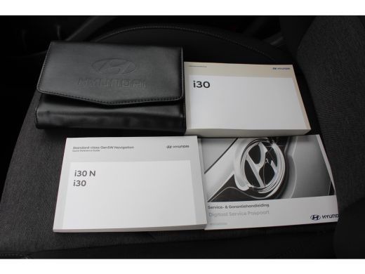 Hyundai i30 1.0 T-GDi MHEV Comfort Smart / Navigatie + Apple Carplay/Android Auto / Climate Control / Achteru... ActivLease financial lease