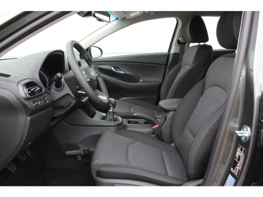 Hyundai i30 1.0 T-GDi MHEV Comfort Smart / Navigatie + Apple Carplay/Android Auto / Climate Control / Achteru... ActivLease financial lease