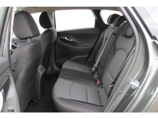 Hyundai i30 1.0 T-GDi MHEV Comfort Smart / Navigatie + Apple Carplay/Android Auto / Climate Control / Achteru... ActivLease financial lease